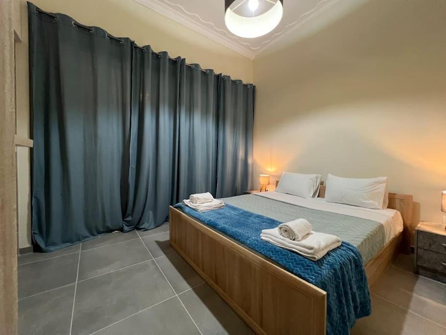 Spacious And Beautiful House Pireo Esterno foto